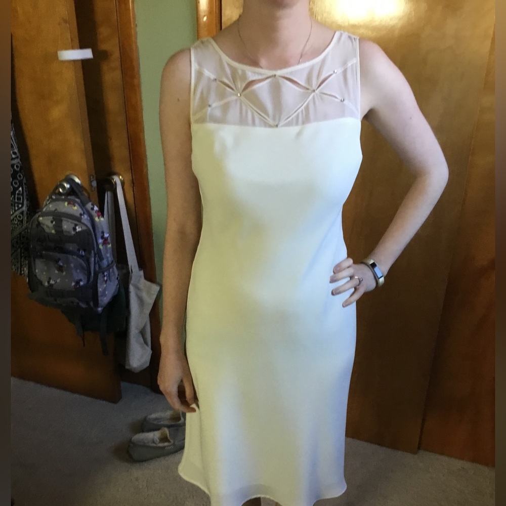 Classic Cream Dress - Picture 3 of 5
